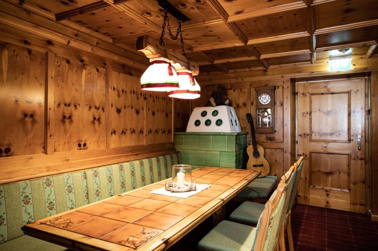 Hotel Bergland Superior Sankt Leonhard im Pitztal Exterior photo