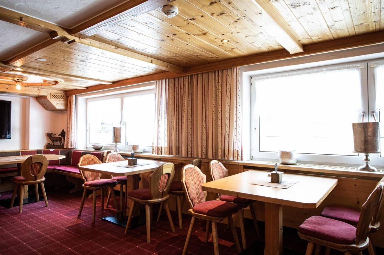 Hotel Bergland Superior Sankt Leonhard im Pitztal Exterior photo